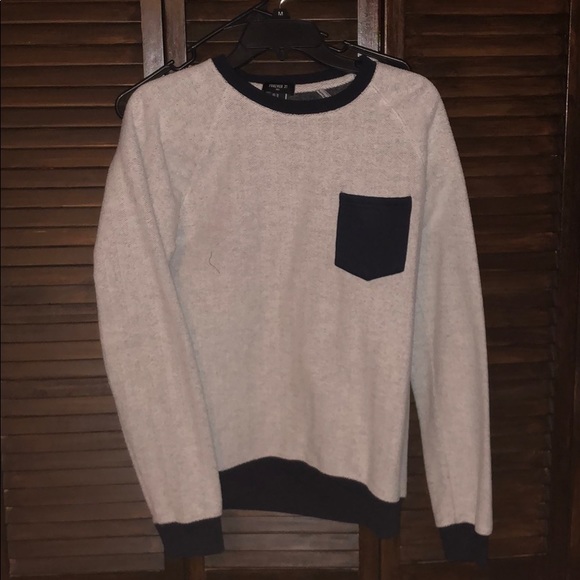 Forever 21 Other - Crew Neck Pocketed Sweater
